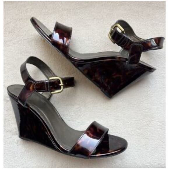 Stuart Weitzman Strut wedge Tartaruga With Box Women 8.5 Retails $795 - Picture 1 of 10